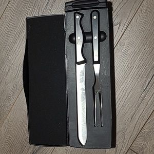 The Pampered Chef Carving Set